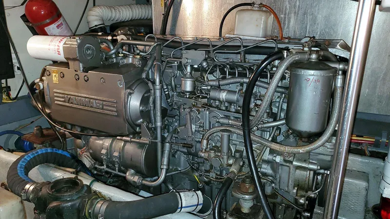 Mackinac Passage III Yacht Photos Pics Port Main Engine