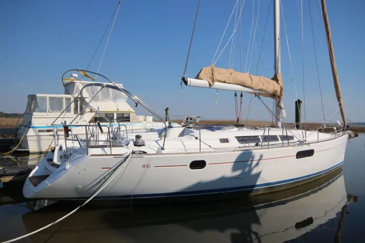 2009 Jeanneau Sun Odyssey 44i