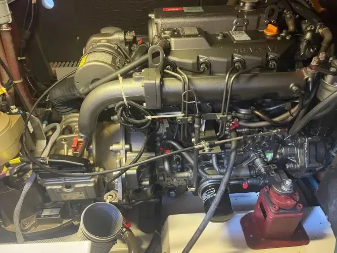  Yacht Photos Pics 2015 Beneteau Sense 55 - Image 19