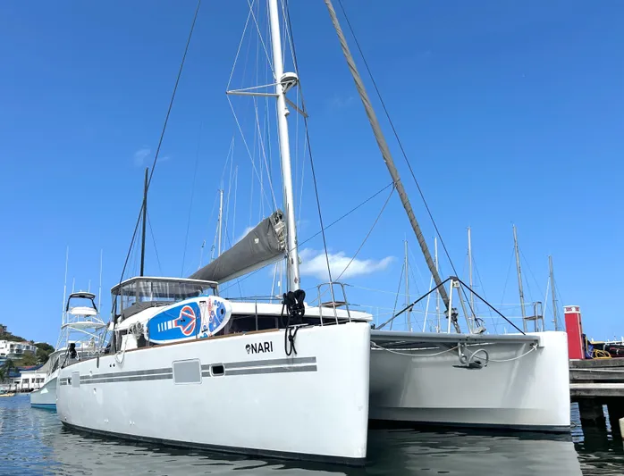 Nari Yacht Photos Pics 
