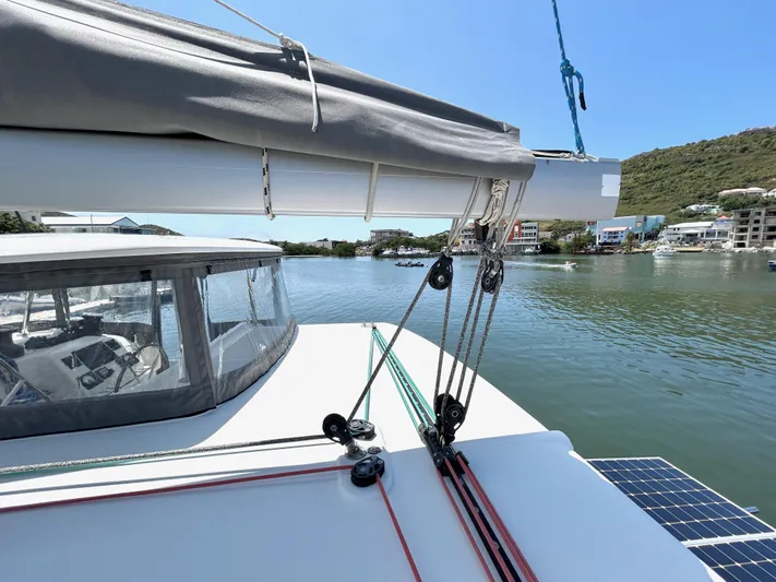 Nari Yacht Photos Pics 