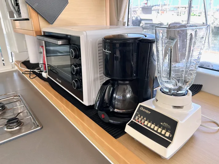 Nari Yacht Photos Pics 