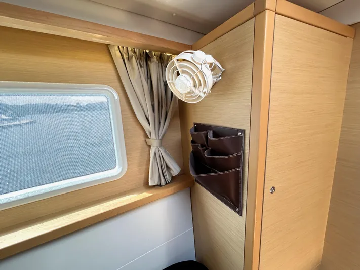 Nari Yacht Photos Pics 