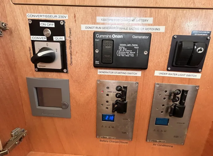 Nari Yacht Photos Pics 