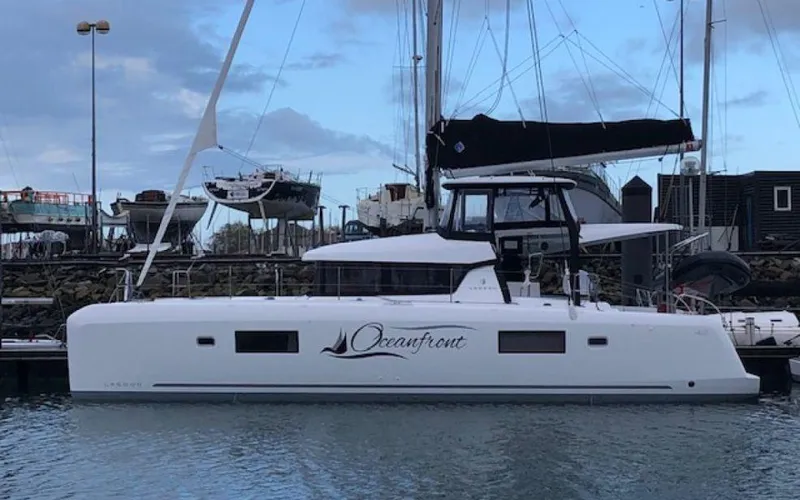 Oceanfront Yacht Photos Pics 