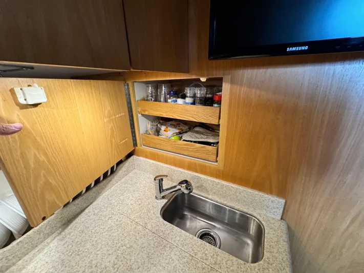 Osprey Yacht Photos Pics 