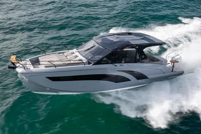 Hanover 387 Outboard