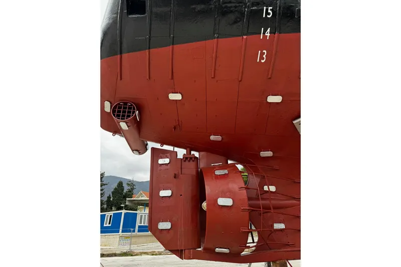 Anne S Pierce Yacht Photos Pics Red and black ship hull at Glovertown Shipyard, Custom model, 2021.