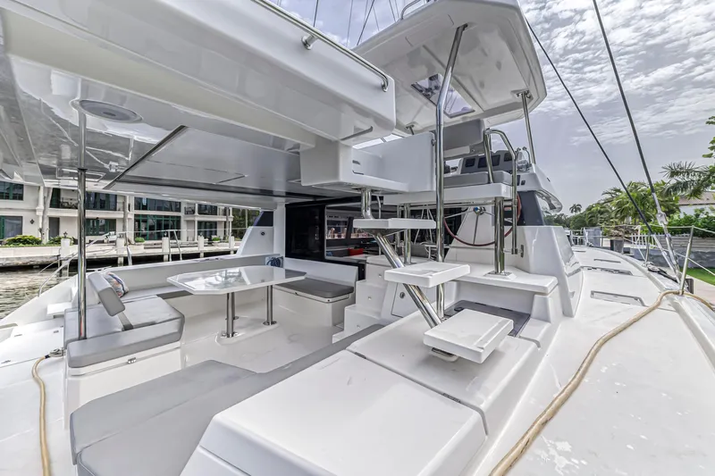  Yacht Photos Pics Luxury Leopard 50 yacht interior, 2021 model, featuring spacious seating and modern design.