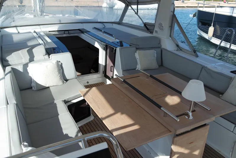 Andua Yacht Photos Pics 