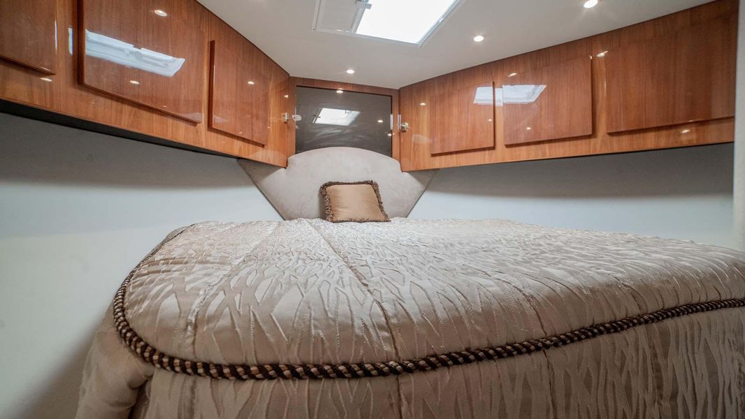 2009 Egg Harbor 43 Sport Yacht