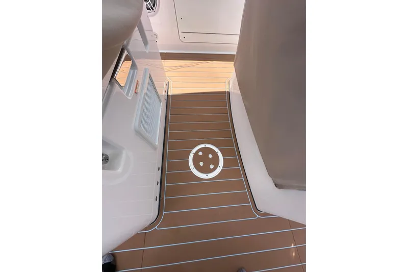  Yacht Photos Pics 2023 Everglades 285 Center Console boat deck with sleek design and modern features.