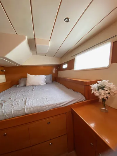 Tabula Rasa Yacht Photos Pics 