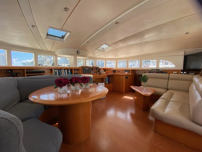 Tabula Rasa Yacht Photos Pics 