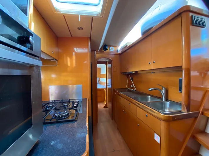 Tabula Rasa Yacht Photos Pics 