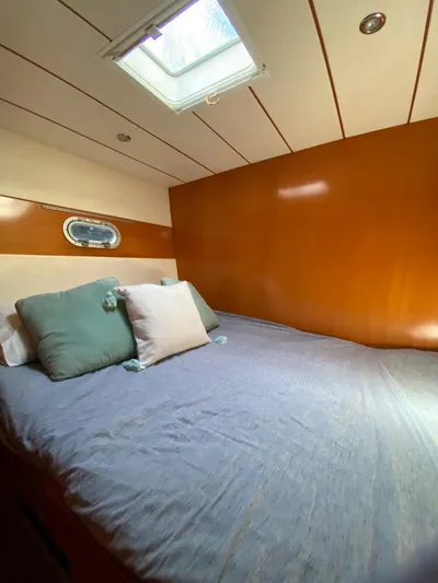 Tabula Rasa Yacht Photos Pics 