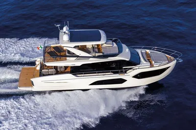 2025 Absolute 60 Fly