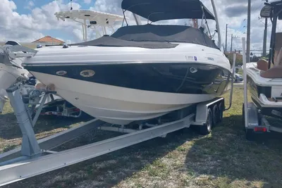 Rinker 296 Captiva Bowrider