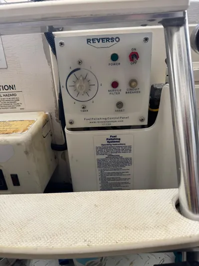 Cayuco Yacht Photos Pics 