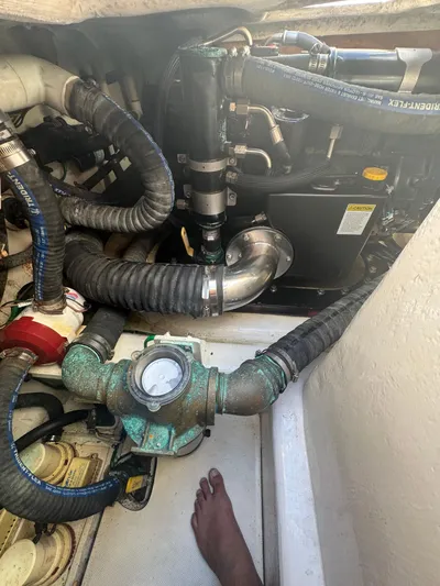 Cayuco Yacht Photos Pics 