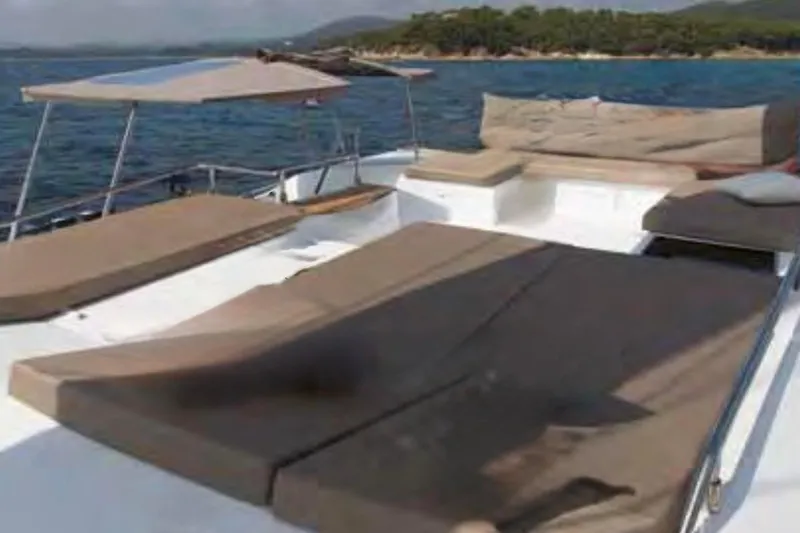 Sanouva Yacht Photos Pics 2019 Fountaine Pajot SABA 50 yacht with spacious deck and sun loungers.