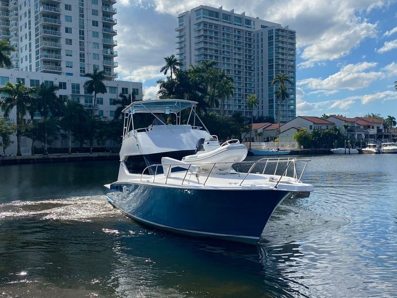 2000 Hatteras 50 Convertible