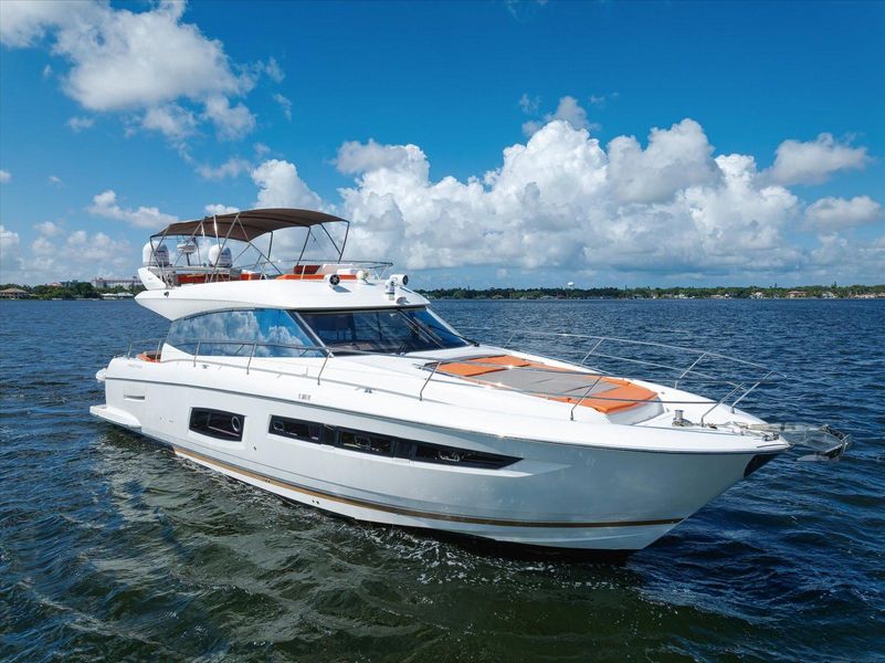 2015 Prestige 550 Fly