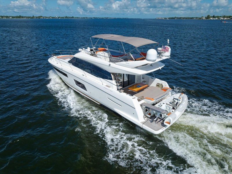 2015 Prestige 550 Fly