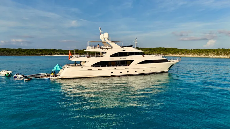 Papaito Yacht Photos Pics 