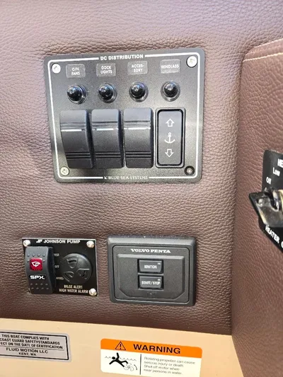 First Light Yacht Photos Pics 