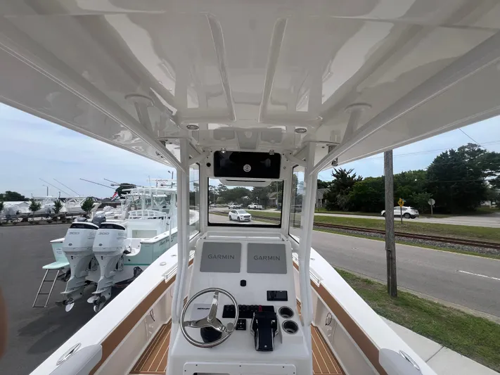  Yacht Photos Pics 2025 Pair Customs 28 Center Console boat interior with Garmin navigation system.