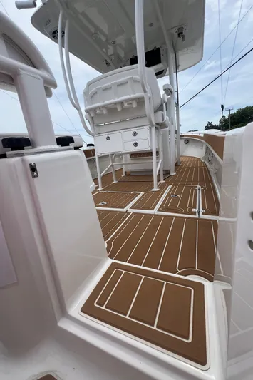  Yacht Photos Pics 2025 Pair Customs 28 Center Console boat with sleek deck design and modern features.