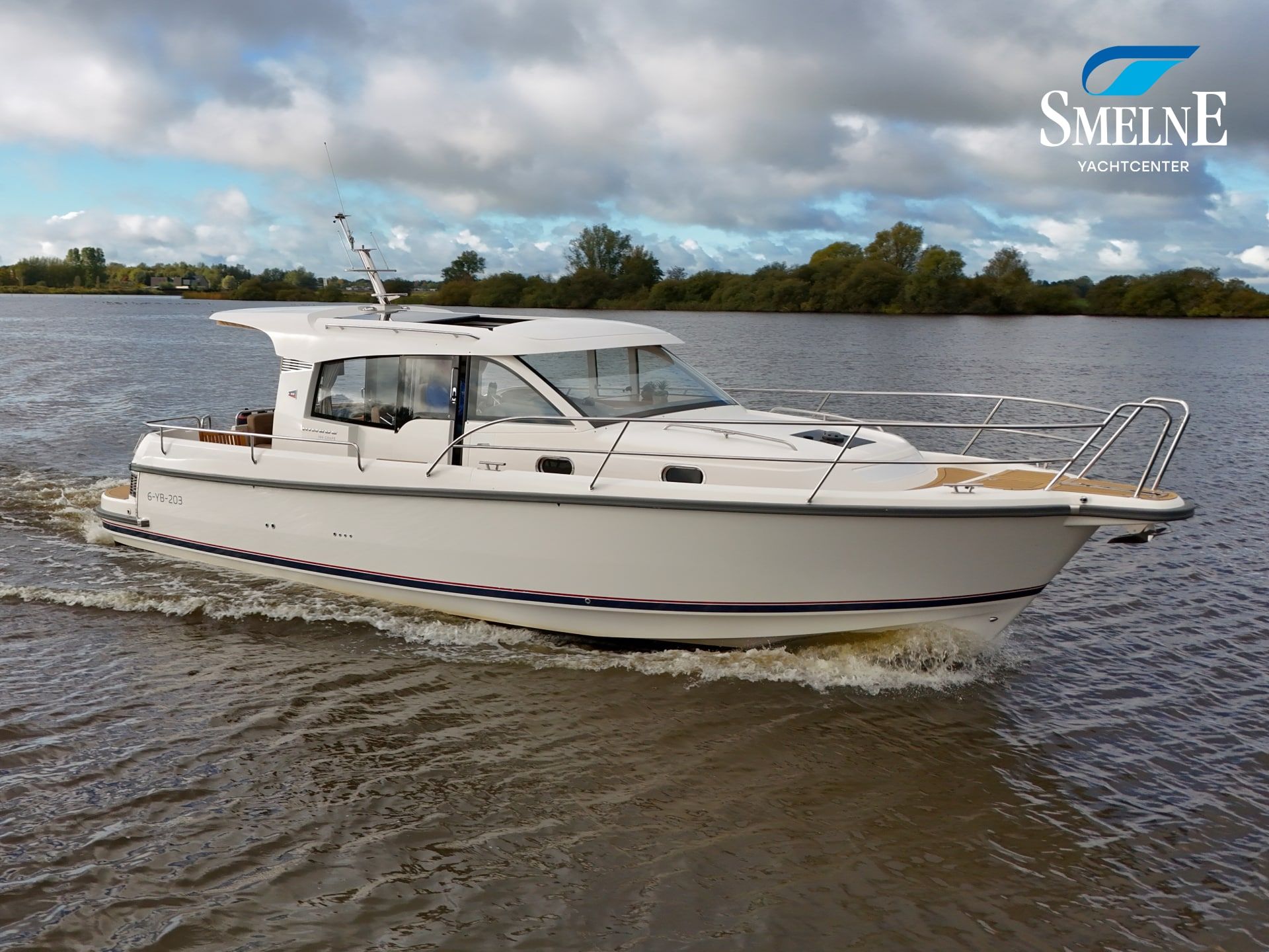 2019 Nimbus 365 Coupe