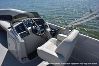 2023 Sylvan 8520 Mirage Party Fish