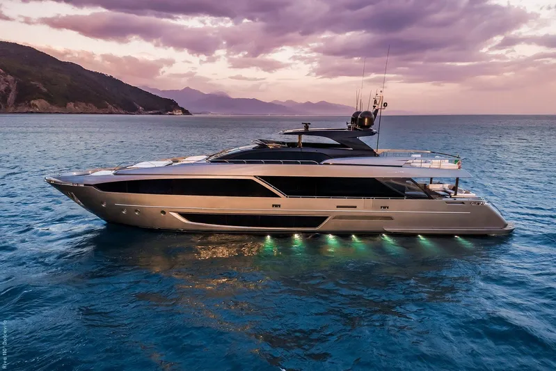  Yacht Photos Pics 