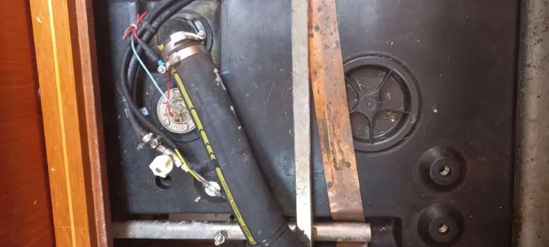 Happy Destiny Yacht Photos Pics 