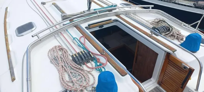 Happy Destiny Yacht Photos Pics 