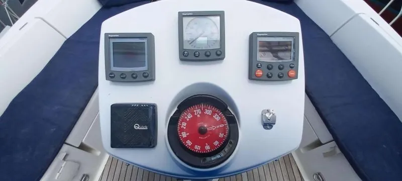 Happy Destiny Yacht Photos Pics 