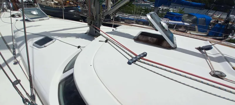 Happy Destiny Yacht Photos Pics 