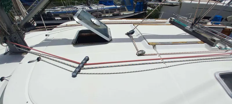 Happy Destiny Yacht Photos Pics 