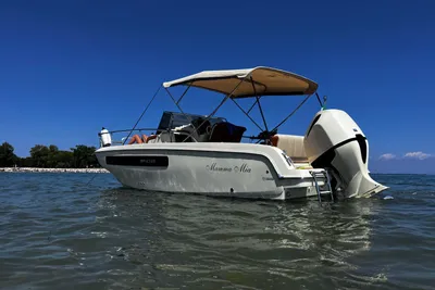2019 Invictus CX 240