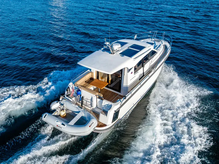 Oyster Yacht Photos Pics 