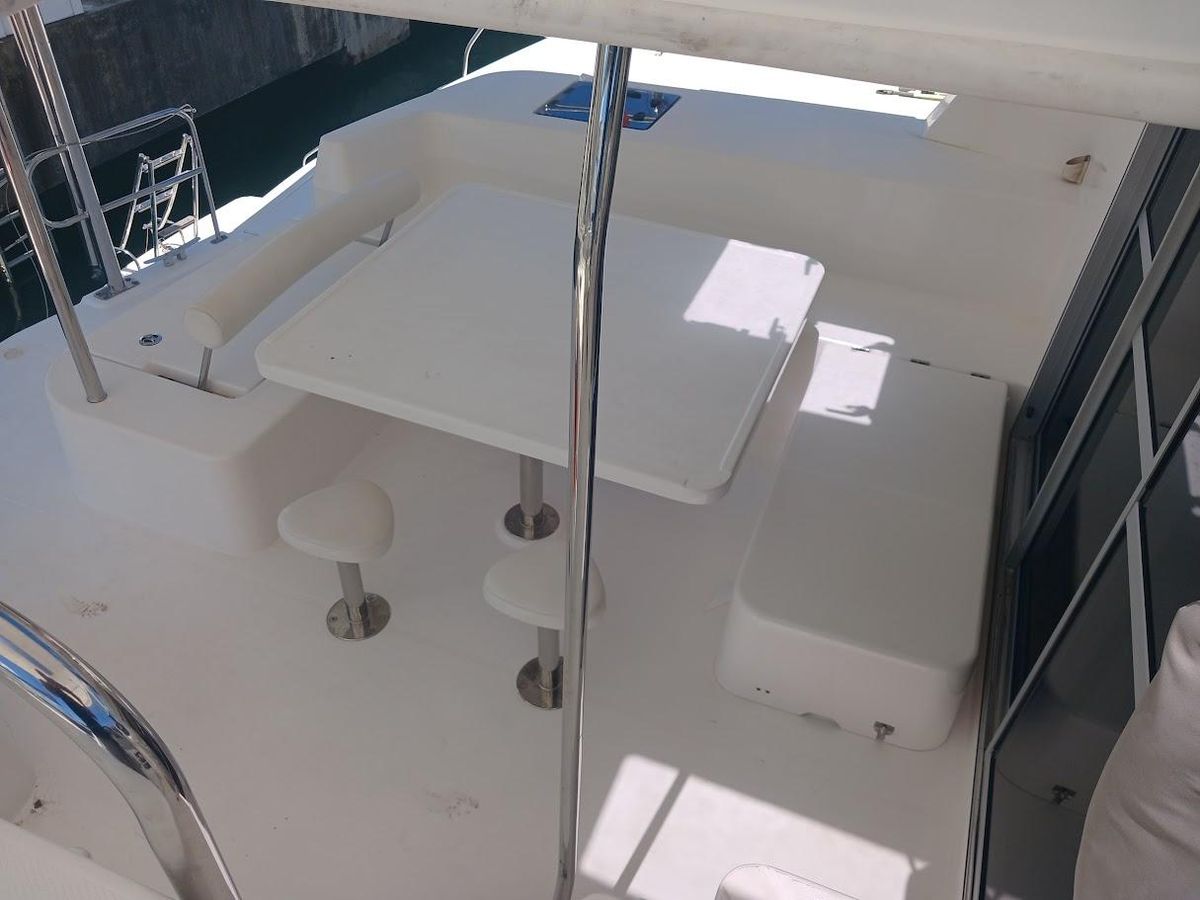 2018 Leopard 48 
