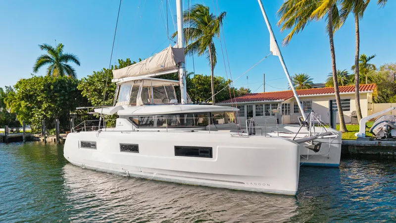  Yacht Photos Pics 