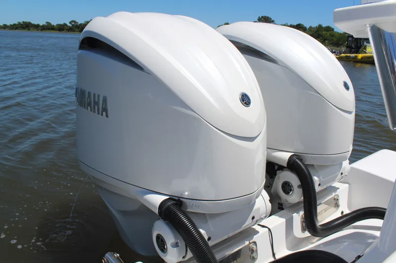  Yacht Photos Pics 2024 Sportsman Open 282 with Yamaha outboard engines.