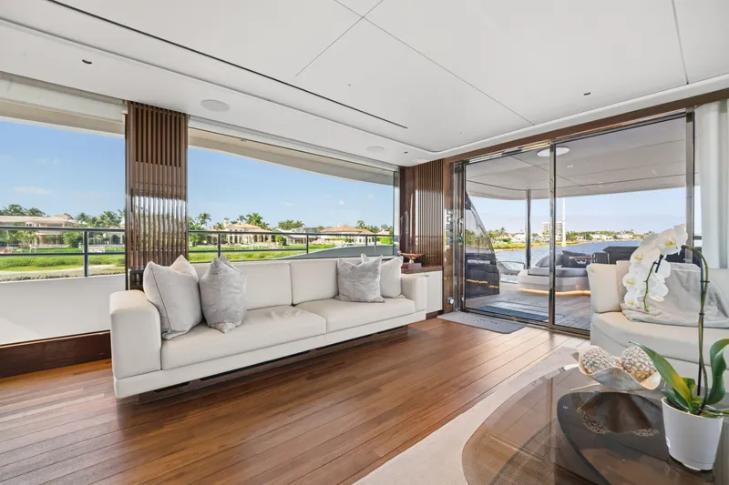 Just Perfect Yacht Photos Pics Princess 95 JUST PERFECT - Salon