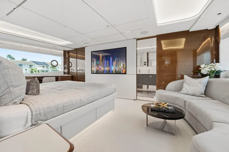 Just Perfect Yacht Photos Pics Princess 95 JUST PERFECT - Master Stateroom Main Deck
