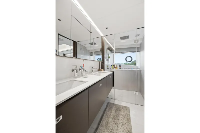 Just Perfect Yacht Photos Pics Princess 95 JUST PERFECT - Master Stateroom Ensuite Head Main Deck