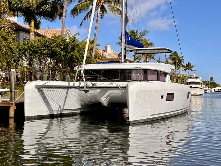 Spring Tradition Yacht Photos Pics 