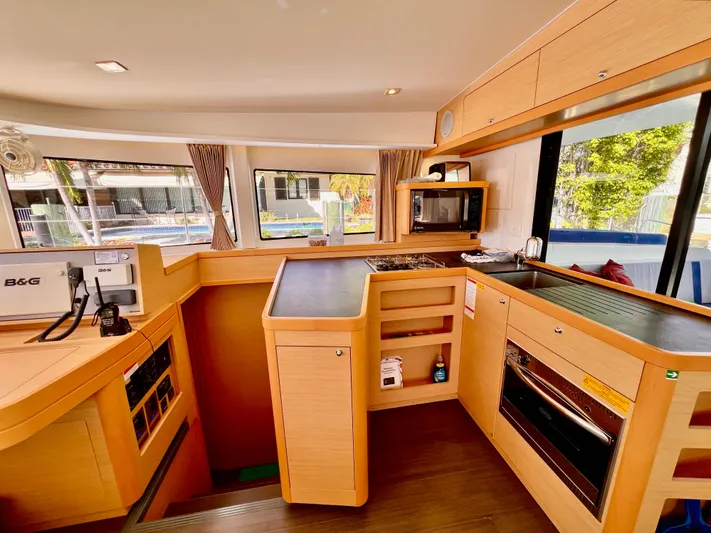 Spring Tradition Yacht Photos Pics 